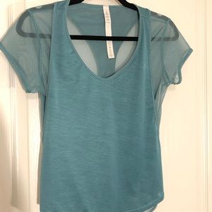 Lululemon top